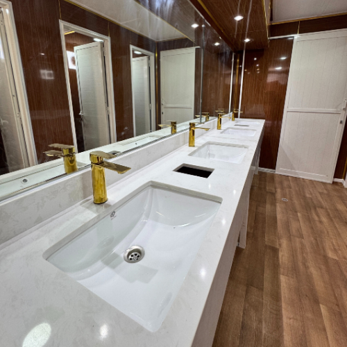 20 and 40 Ft Toilet Wash Basin