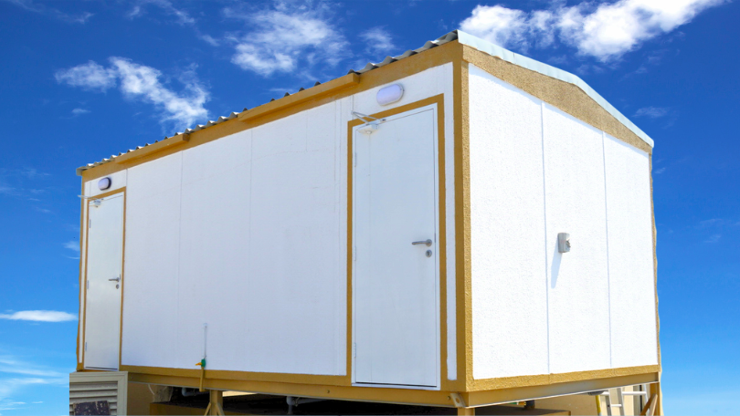 20 Ft Toilet Exterior