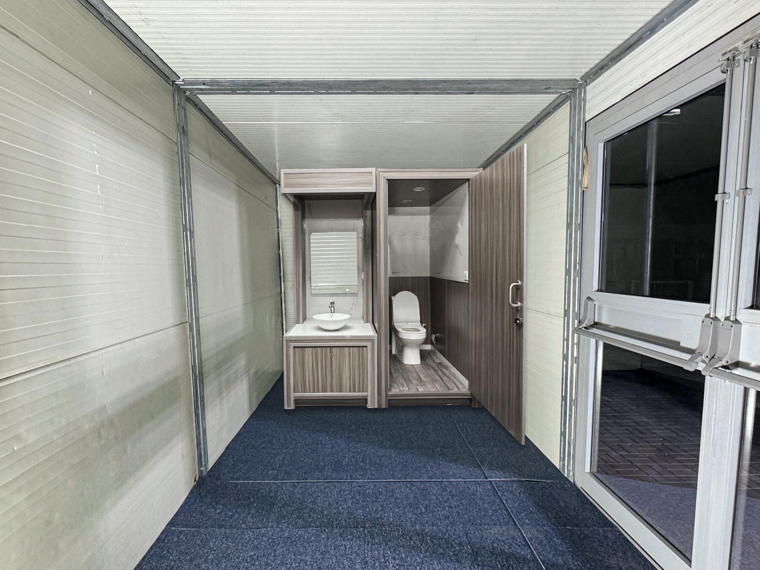 Flexi Loo and Wash Basin in Modular Cabin
